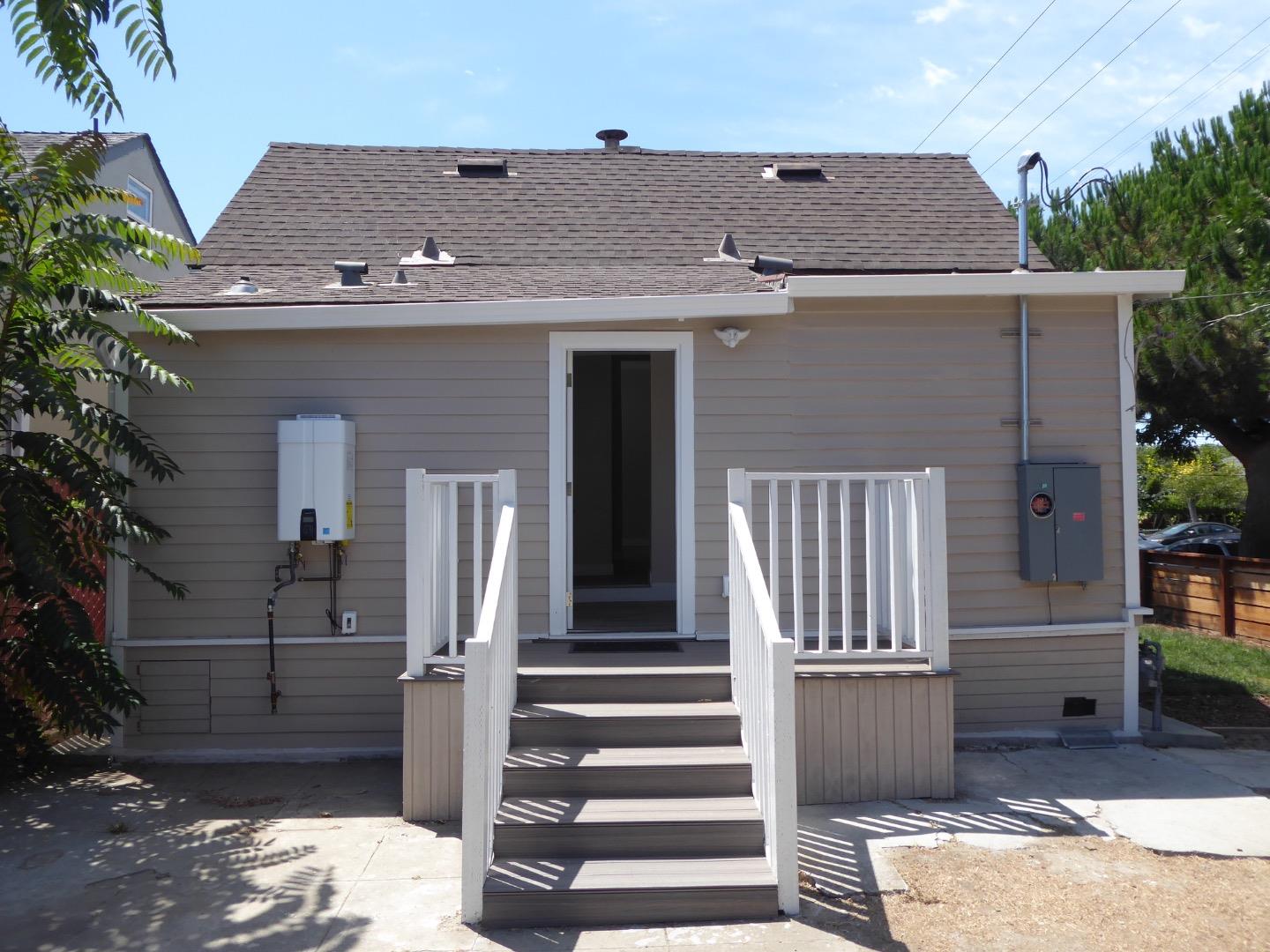 502 Hannah Street, San Jose, California 95126, 2 Bedrooms Bedrooms, ,1 BathroomBathrooms,Residential,For Sale,502 Hannah Street,ML82015836