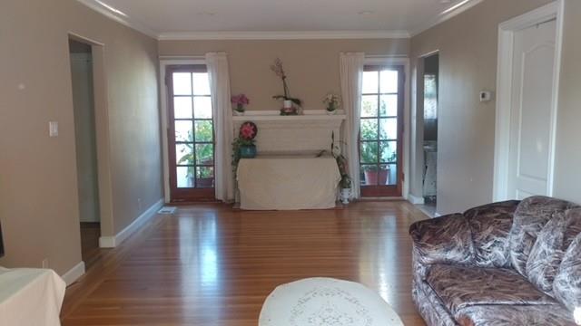 Detail Gallery Image 3 of 8 For 156 Duane St, Redwood City,  CA 94062 - 3 Beds | 1 Baths