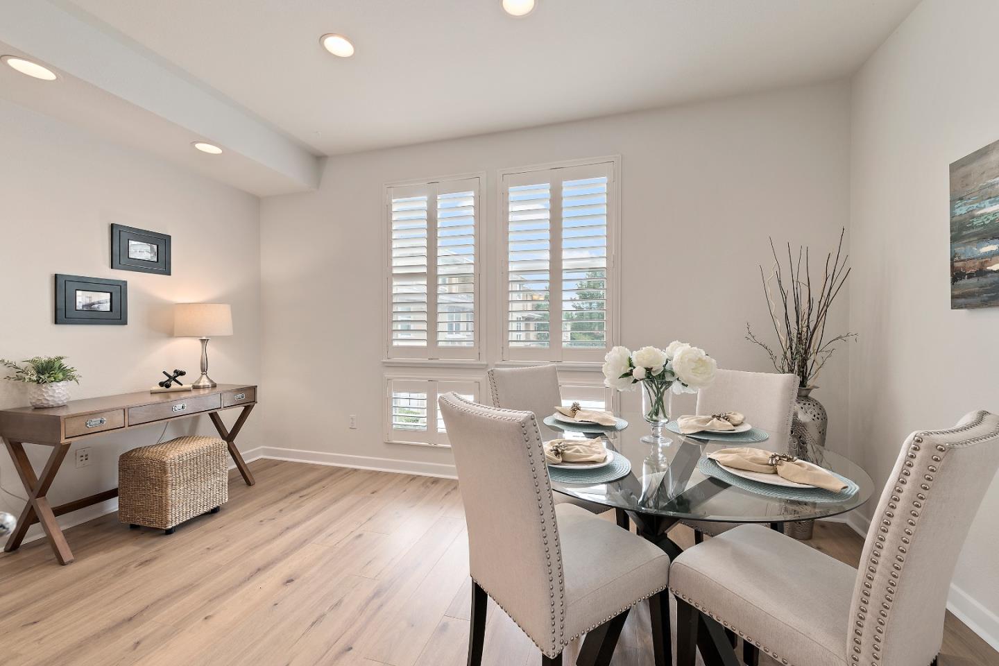 Detail Gallery Image 2 of 16 For 534 N 7th St, San Jose,  CA 95112 - 2 Beds | 2/1 Baths