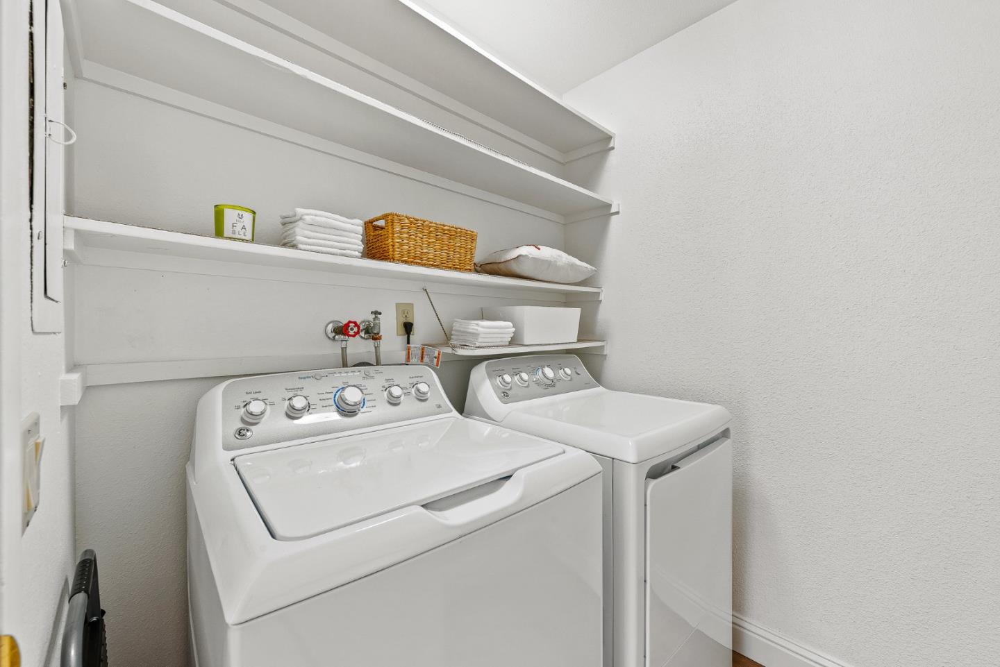 Detail Gallery Image 20 of 31 For 3850 Rio Rd #63,  Carmel,  CA 93923 - 2 Beds | 2 Baths