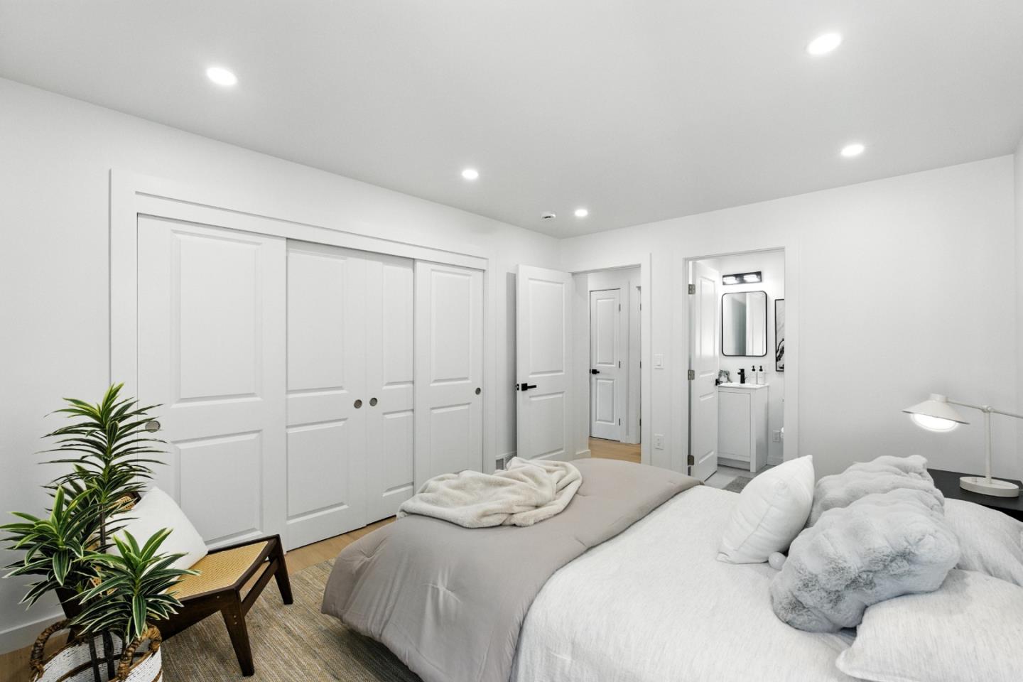 Detail Gallery Image 13 of 47 For 1951 San Antonio Ave, Berkeley,  CA 94707 - 3 Beds | 2 Baths