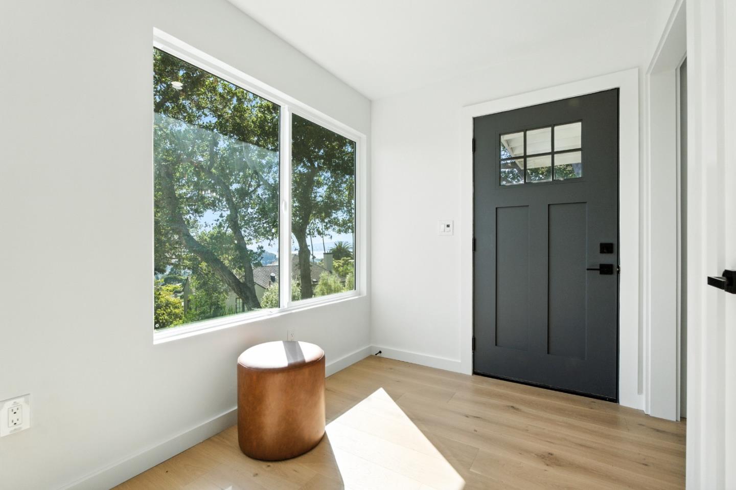 Detail Gallery Image 20 of 47 For 1951 San Antonio Ave, Berkeley,  CA 94707 - 3 Beds | 2 Baths