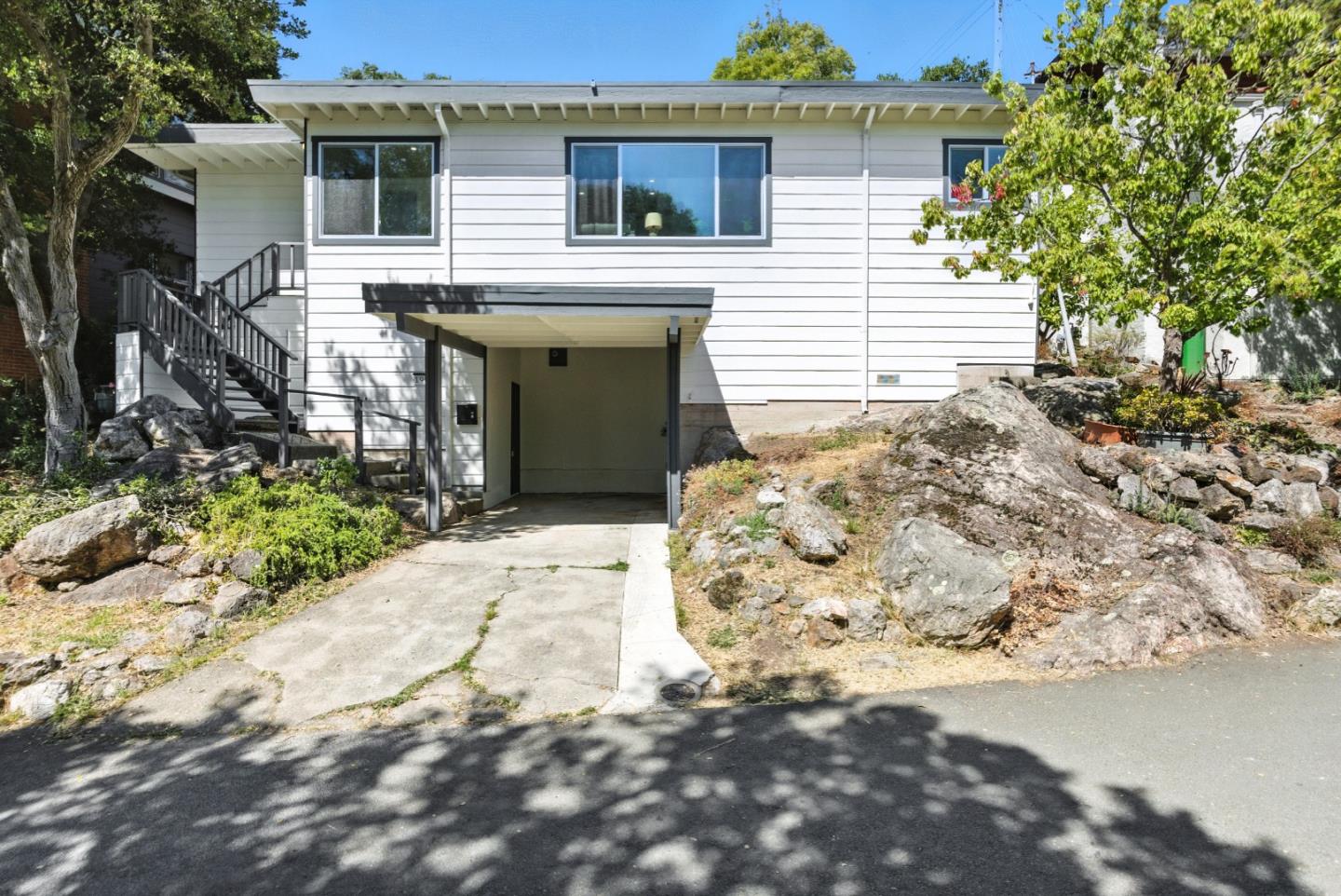 Detail Gallery Image 45 of 47 For 1951 San Antonio Ave, Berkeley,  CA 94707 - 3 Beds | 2 Baths
