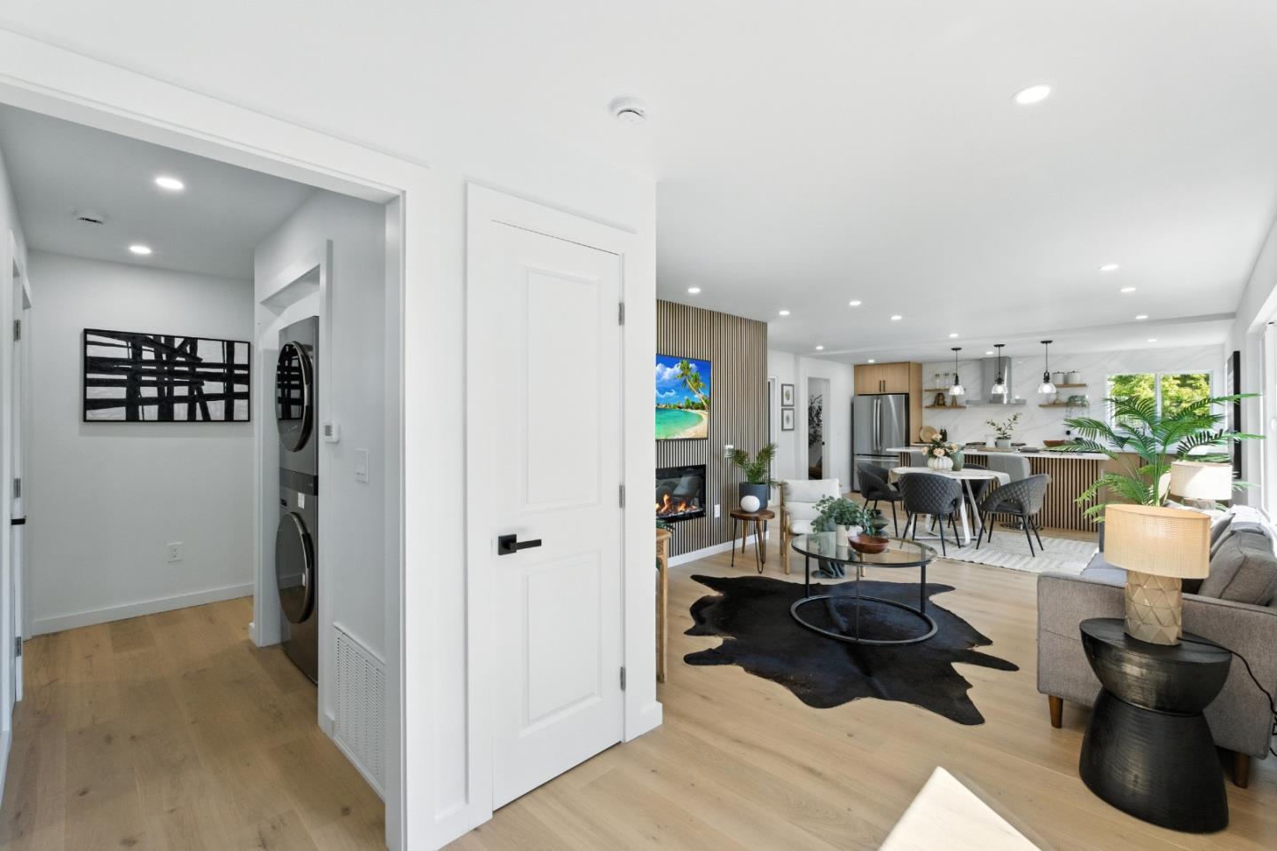 Detail Gallery Image 5 of 47 For 1951 San Antonio Ave, Berkeley,  CA 94707 - 3 Beds | 2 Baths