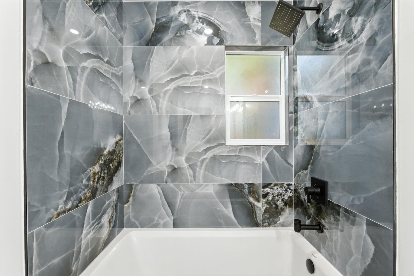 Detail Gallery Image 7 of 47 For 1951 San Antonio Ave, Berkeley,  CA 94707 - 3 Beds | 2 Baths