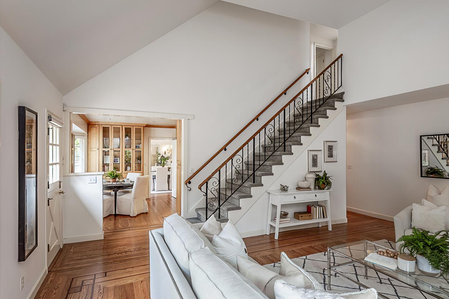 Detail Gallery Image 17 of 40 For 635 Occidental Ave, San Mateo,  CA 94402 - 5 Beds | 4 Baths