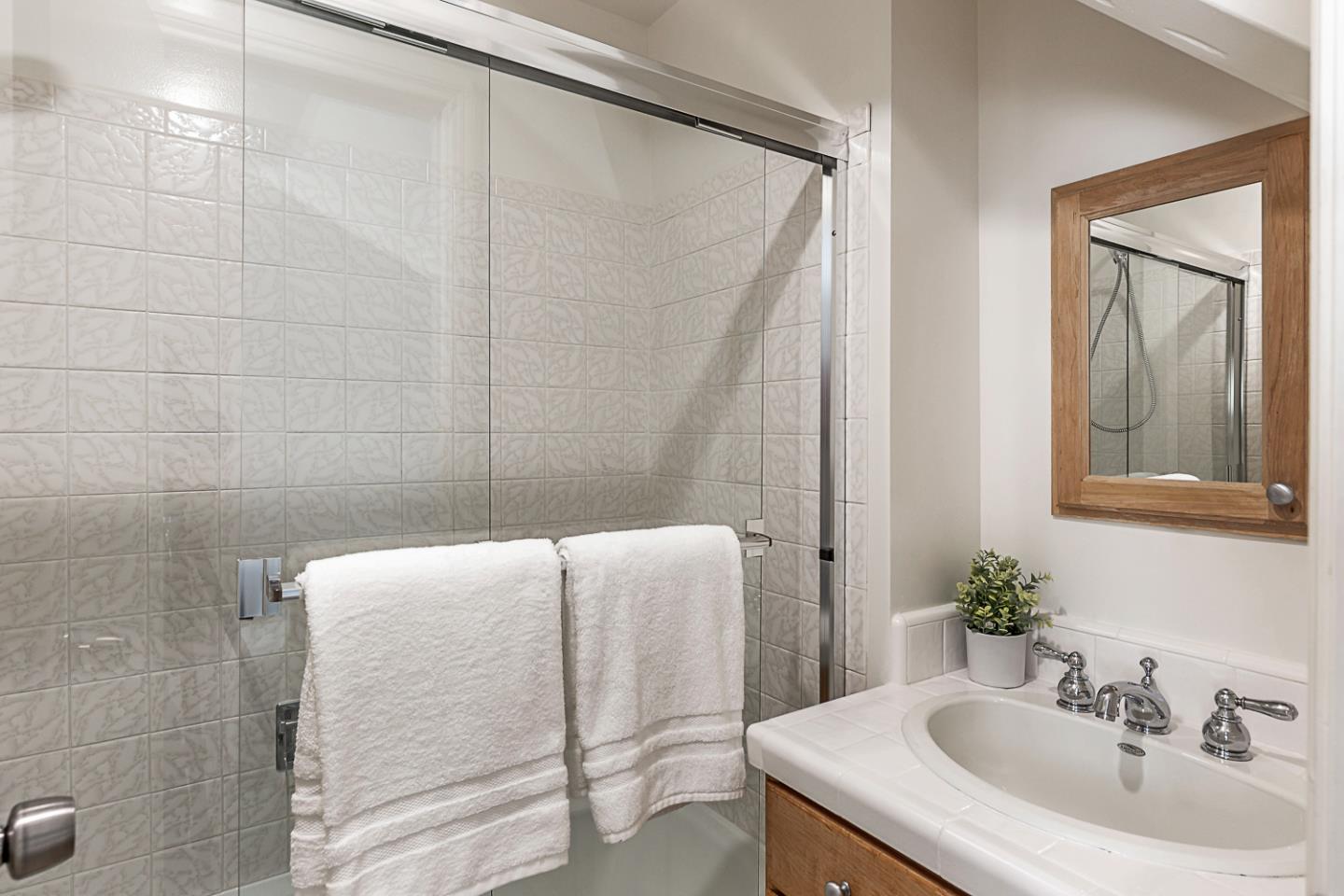 Detail Gallery Image 31 of 40 For 635 Occidental Ave, San Mateo,  CA 94402 - 5 Beds | 4 Baths