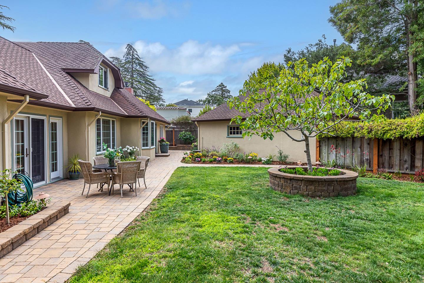 Detail Gallery Image 33 of 40 For 635 Occidental Ave, San Mateo,  CA 94402 - 5 Beds | 4 Baths