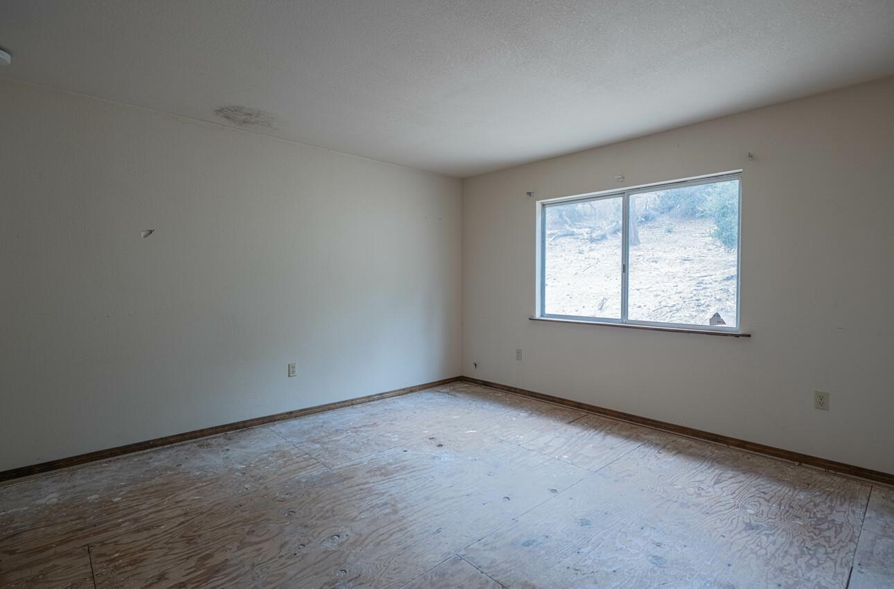 Detail Gallery Image 13 of 40 For 19400 Eden Ct, Salinas,  CA 93907 - 2 Beds | 2 Baths