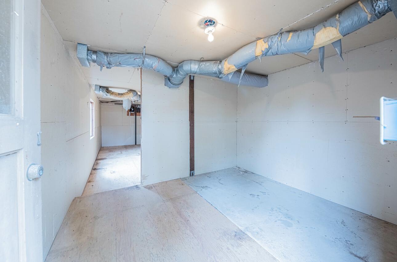 Detail Gallery Image 23 of 40 For 19400 Eden Ct, Salinas,  CA 93907 - 2 Beds | 2 Baths
