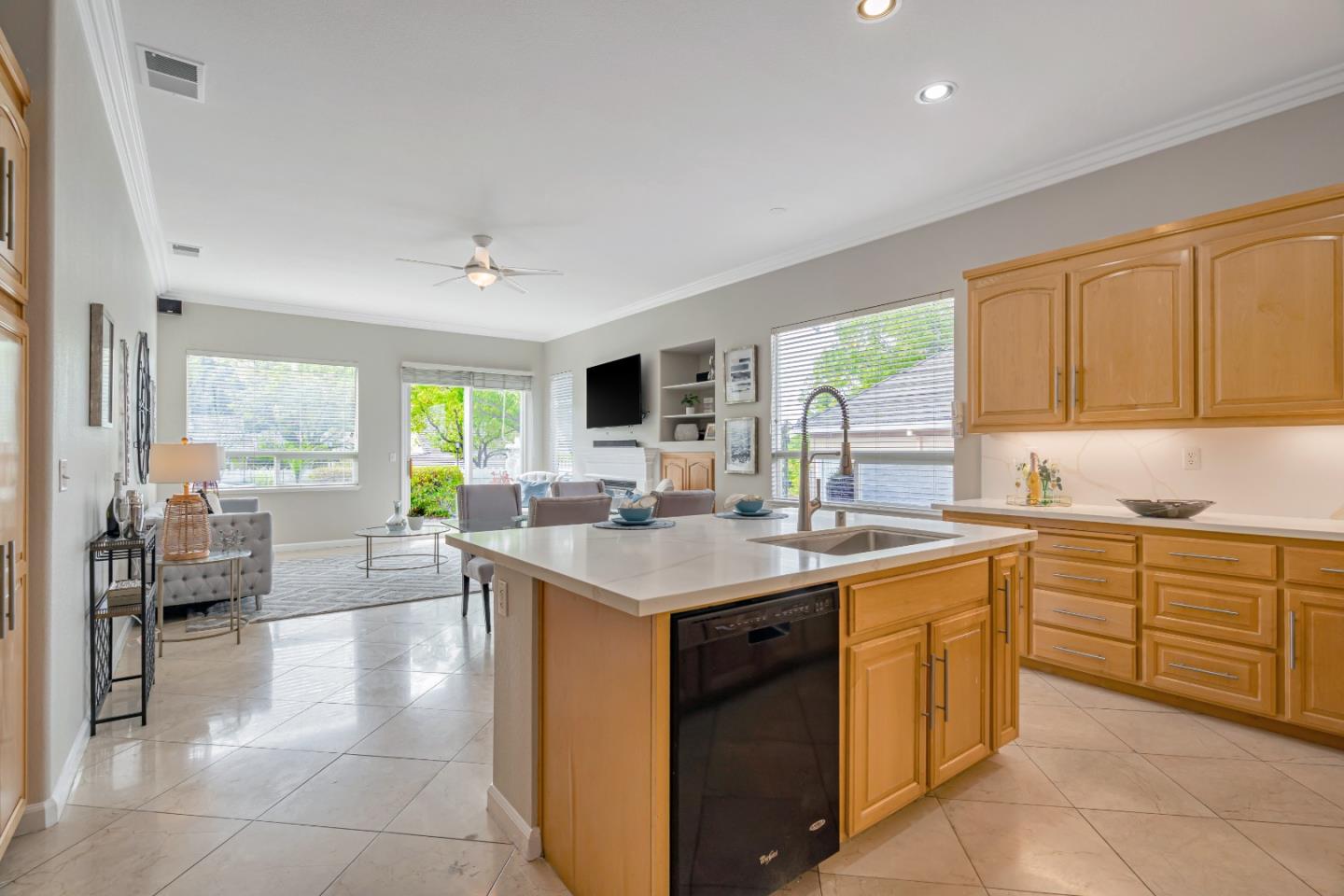Detail Gallery Image 12 of 40 For 8845 Wine Valley Cir, San Jose,  CA 95135 - 3 Beds | 2 Baths