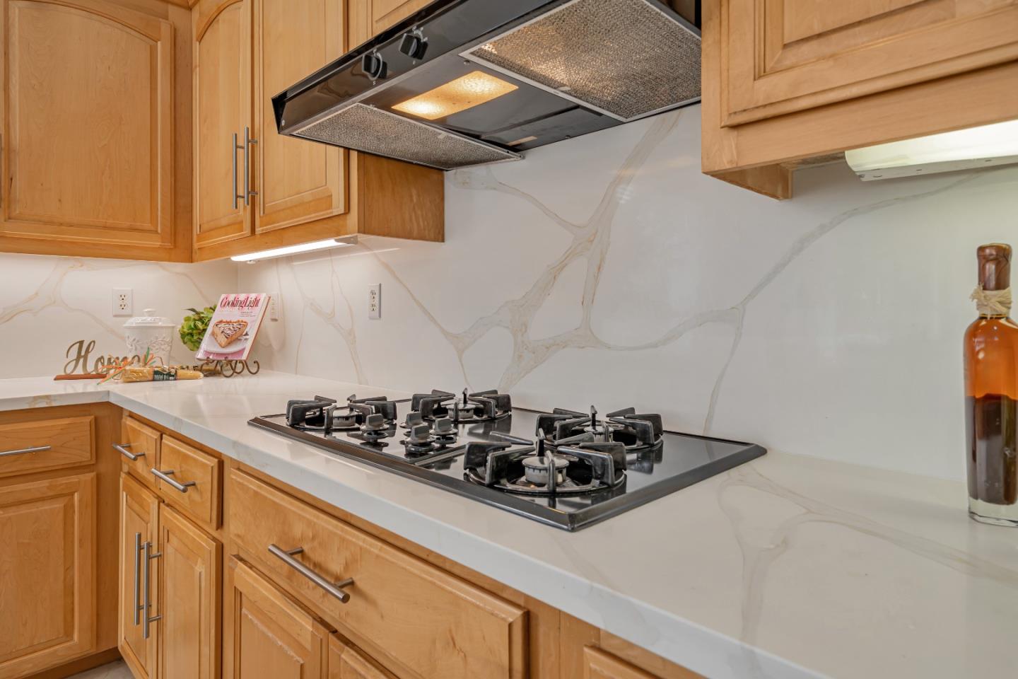 Detail Gallery Image 13 of 40 For 8845 Wine Valley Cir, San Jose,  CA 95135 - 3 Beds | 2 Baths