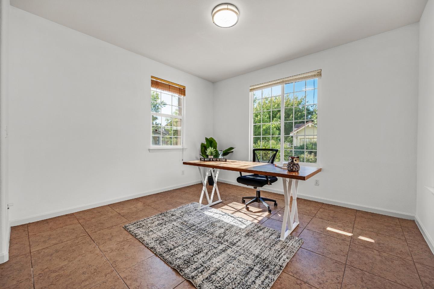 Detail Gallery Image 13 of 63 For 134 N Menlo Park St, Mountain House,  CA 95391 - 4 Beds | 3/1 Baths