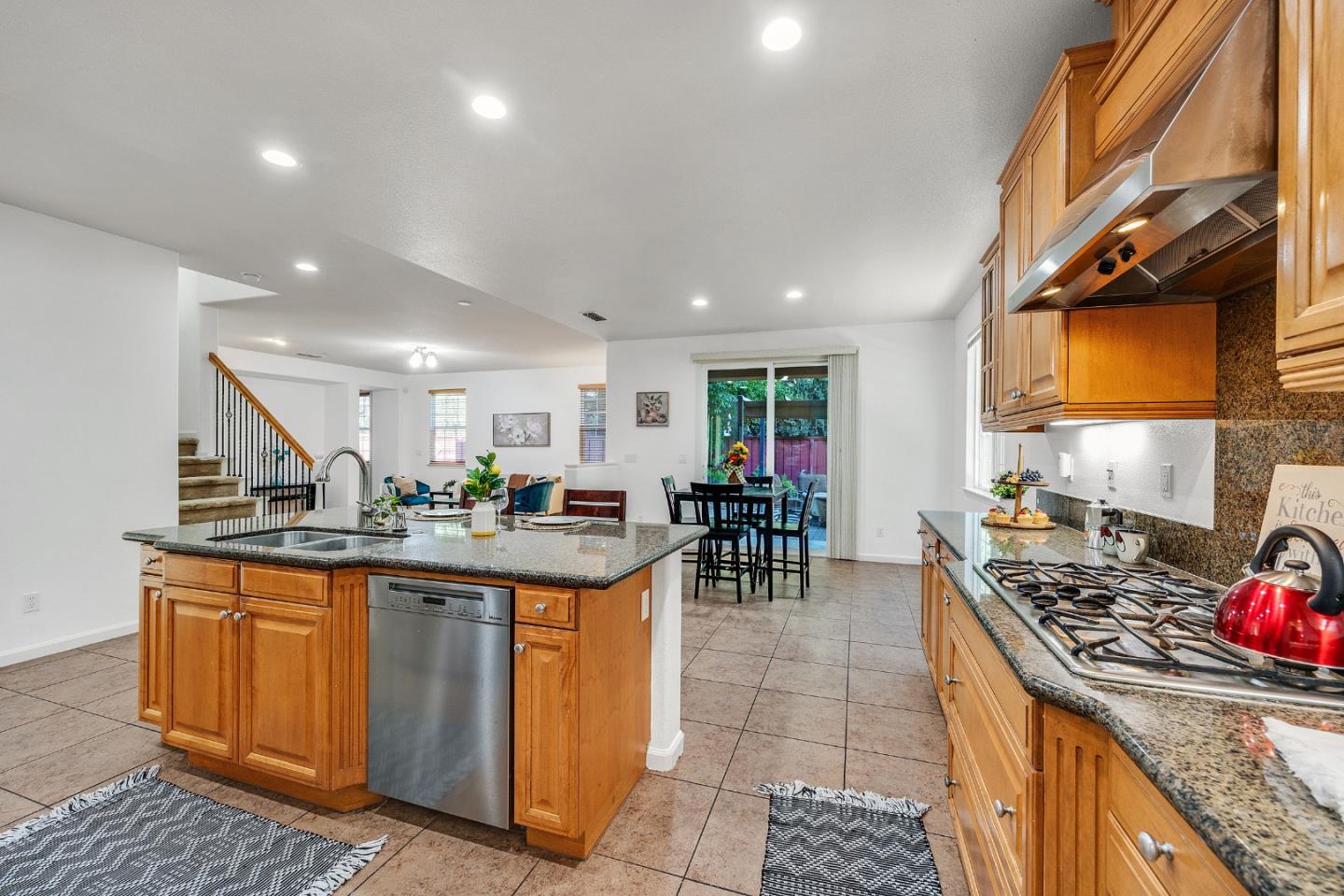 Detail Gallery Image 19 of 63 For 134 N Menlo Park St, Mountain House,  CA 95391 - 4 Beds | 3/1 Baths