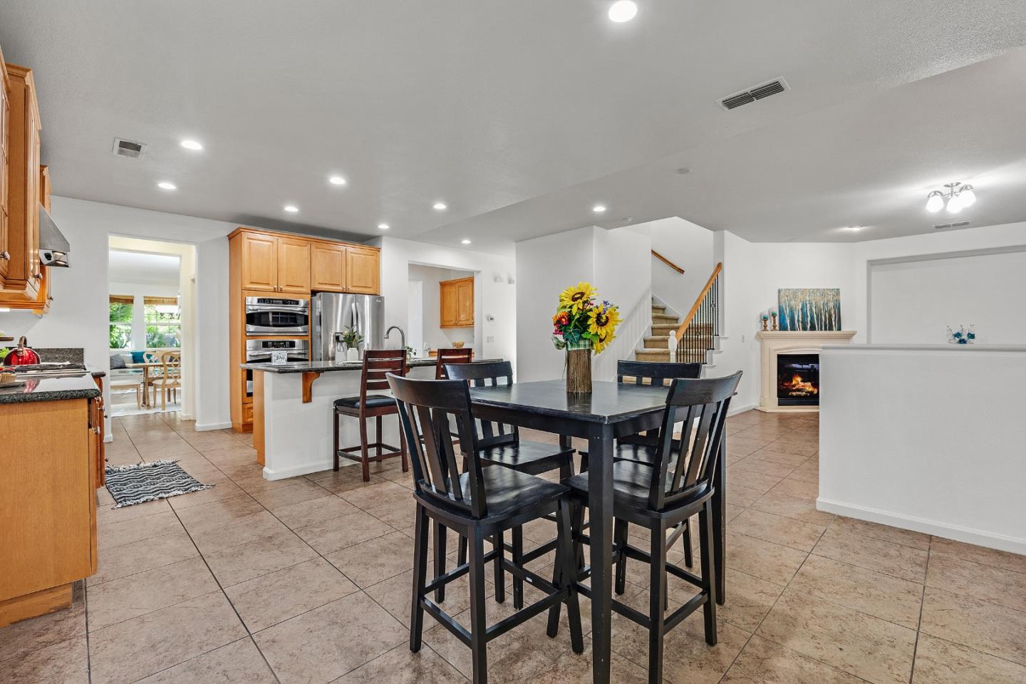 Detail Gallery Image 23 of 63 For 134 N Menlo Park St, Mountain House,  CA 95391 - 4 Beds | 3/1 Baths