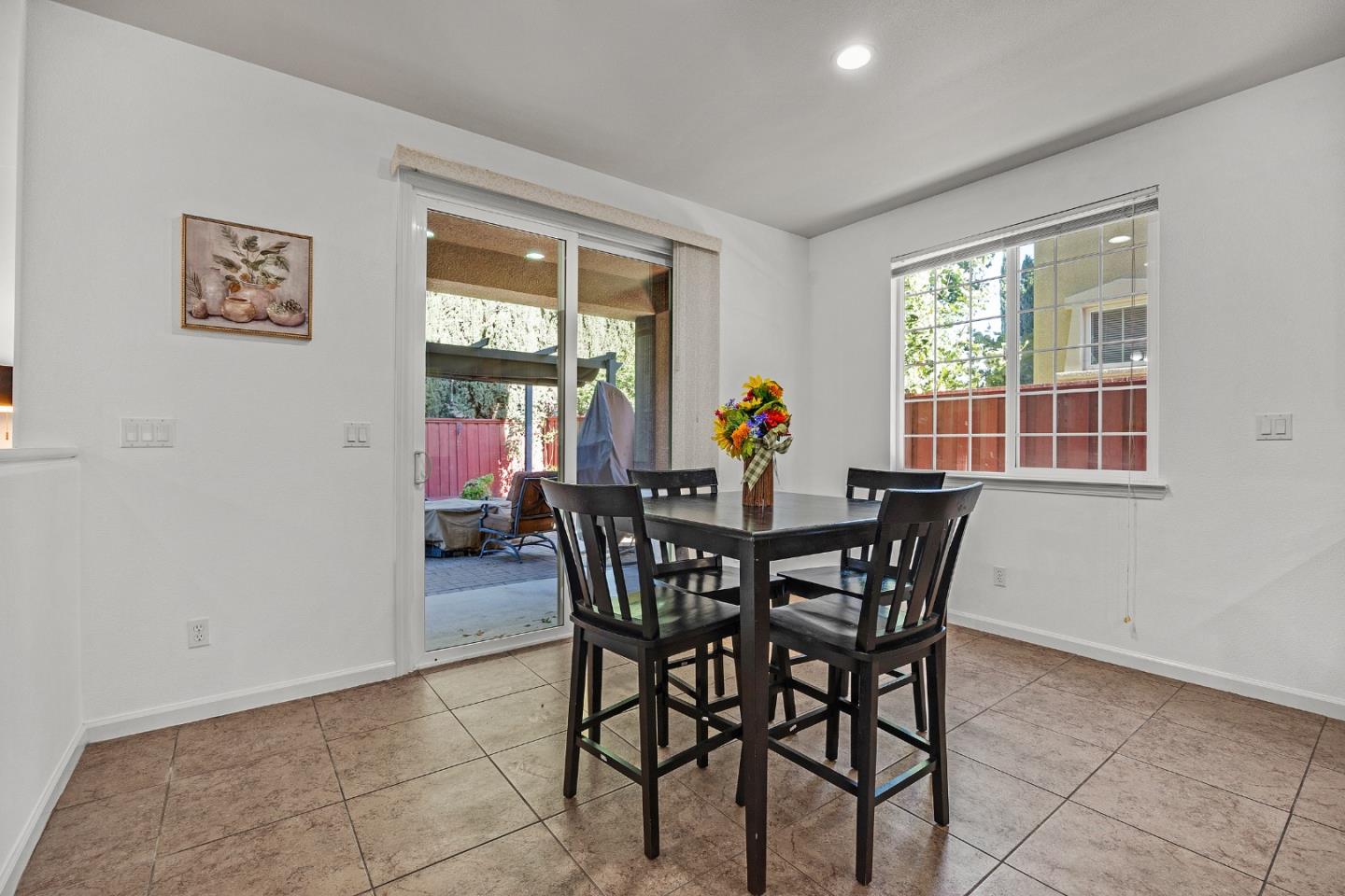Detail Gallery Image 24 of 63 For 134 N Menlo Park St, Mountain House,  CA 95391 - 4 Beds | 3/1 Baths