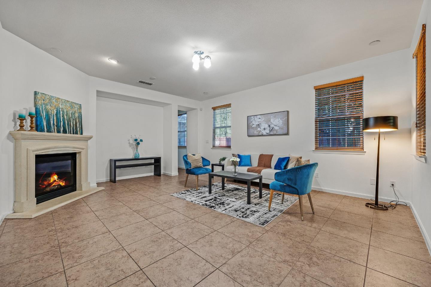 Detail Gallery Image 25 of 63 For 134 N Menlo Park St, Mountain House,  CA 95391 - 4 Beds | 3/1 Baths