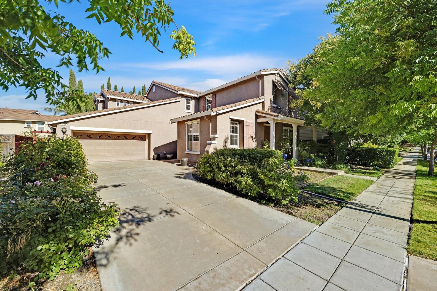 Detail Gallery Image 3 of 63 For 134 N Menlo Park St, Mountain House,  CA 95391 - 4 Beds | 3/1 Baths