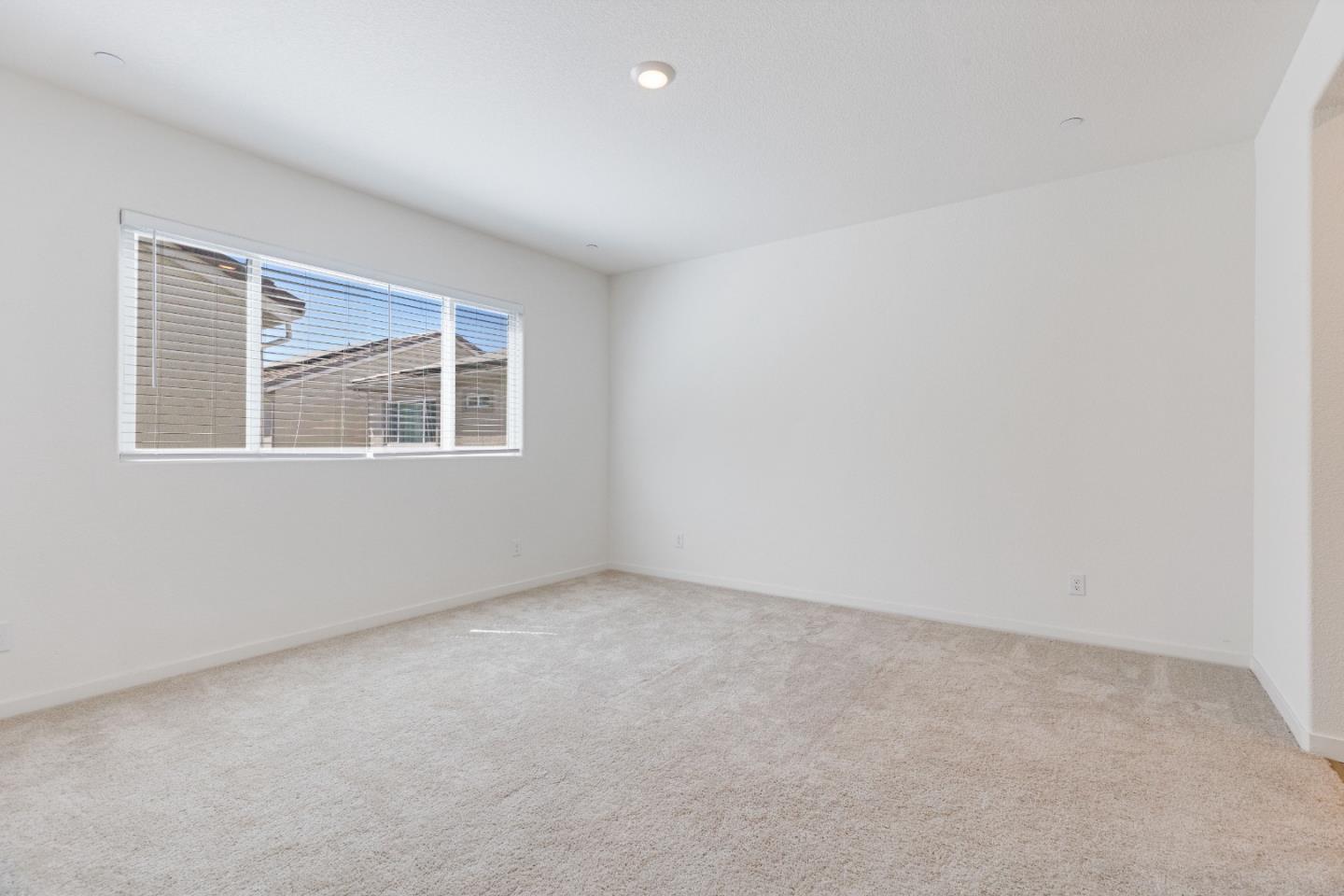 Detail Gallery Image 17 of 20 For 1631 Aleppo Ln, Sacramento,  CA 95834 - 4 Beds | 3 Baths