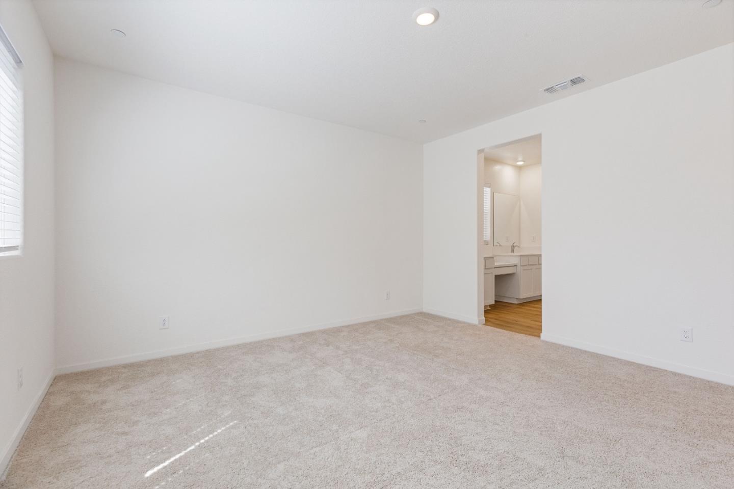 Detail Gallery Image 19 of 20 For 1631 Aleppo Ln, Sacramento,  CA 95834 - 4 Beds | 3 Baths