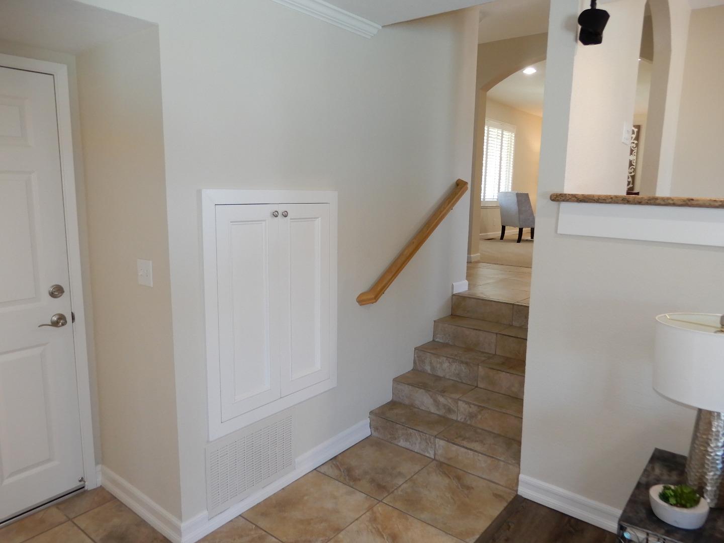 Detail Gallery Image 15 of 54 For 4604 Royal Forest Ct, San Jose,  CA 95136 - 5 Beds | 3/1 Baths
