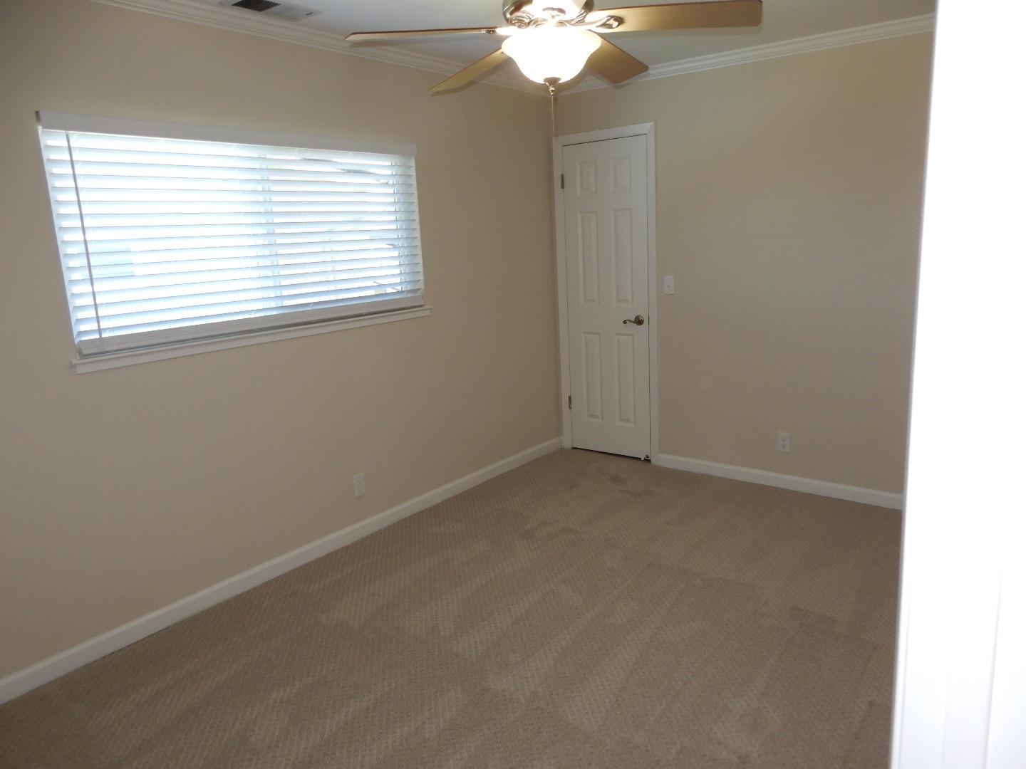 Detail Gallery Image 19 of 54 For 4604 Royal Forest Ct, San Jose,  CA 95136 - 5 Beds | 3/1 Baths
