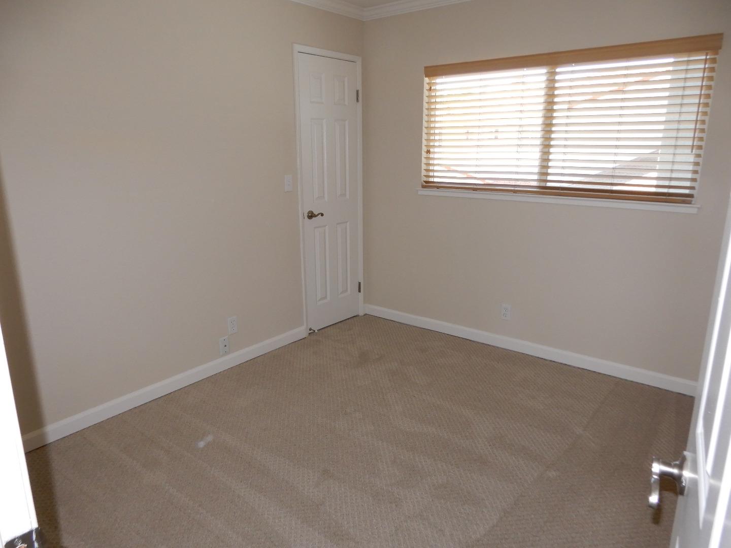 Detail Gallery Image 20 of 54 For 4604 Royal Forest Ct, San Jose,  CA 95136 - 5 Beds | 3/1 Baths