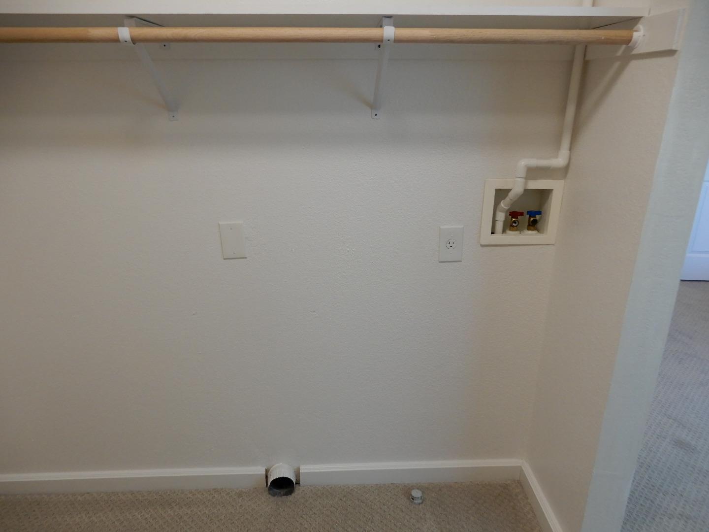 Detail Gallery Image 28 of 54 For 4604 Royal Forest Ct, San Jose,  CA 95136 - 5 Beds | 3/1 Baths