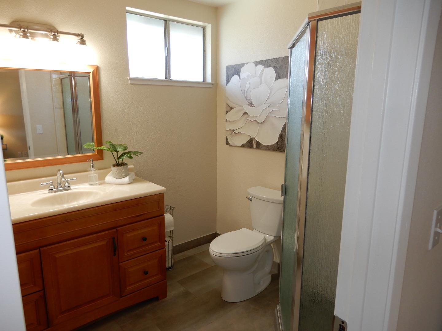 Detail Gallery Image 29 of 54 For 4604 Royal Forest Ct, San Jose,  CA 95136 - 5 Beds | 3/1 Baths