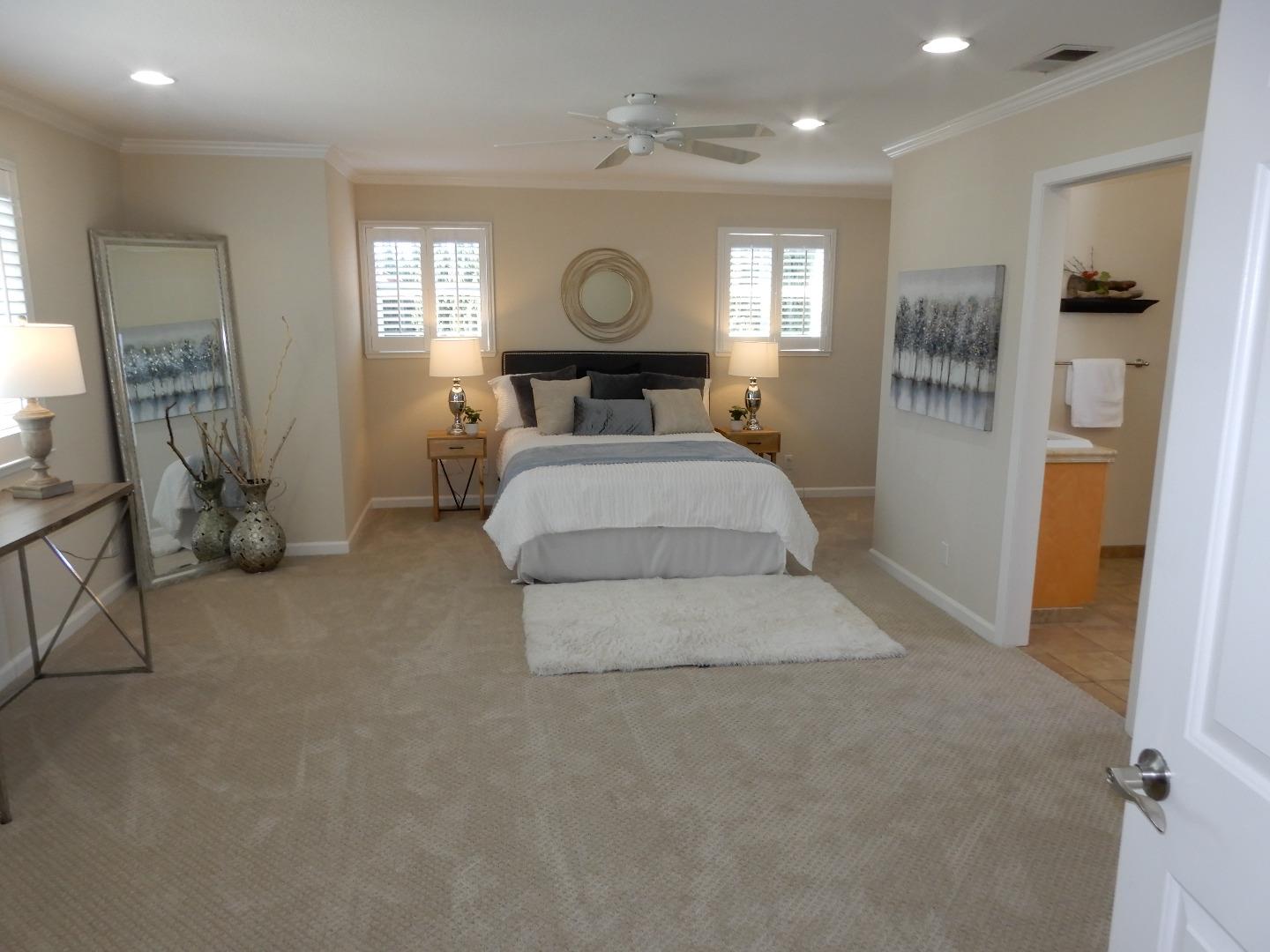 Detail Gallery Image 32 of 54 For 4604 Royal Forest Ct, San Jose,  CA 95136 - 5 Beds | 3/1 Baths