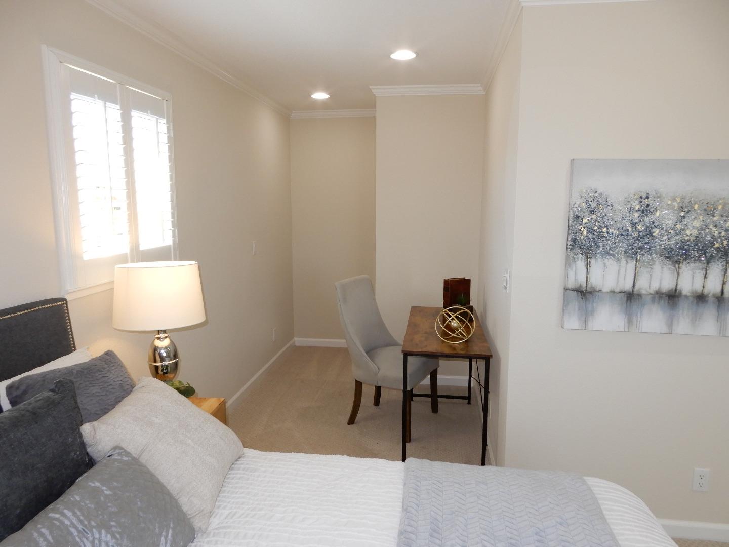 Detail Gallery Image 33 of 54 For 4604 Royal Forest Ct, San Jose,  CA 95136 - 5 Beds | 3/1 Baths