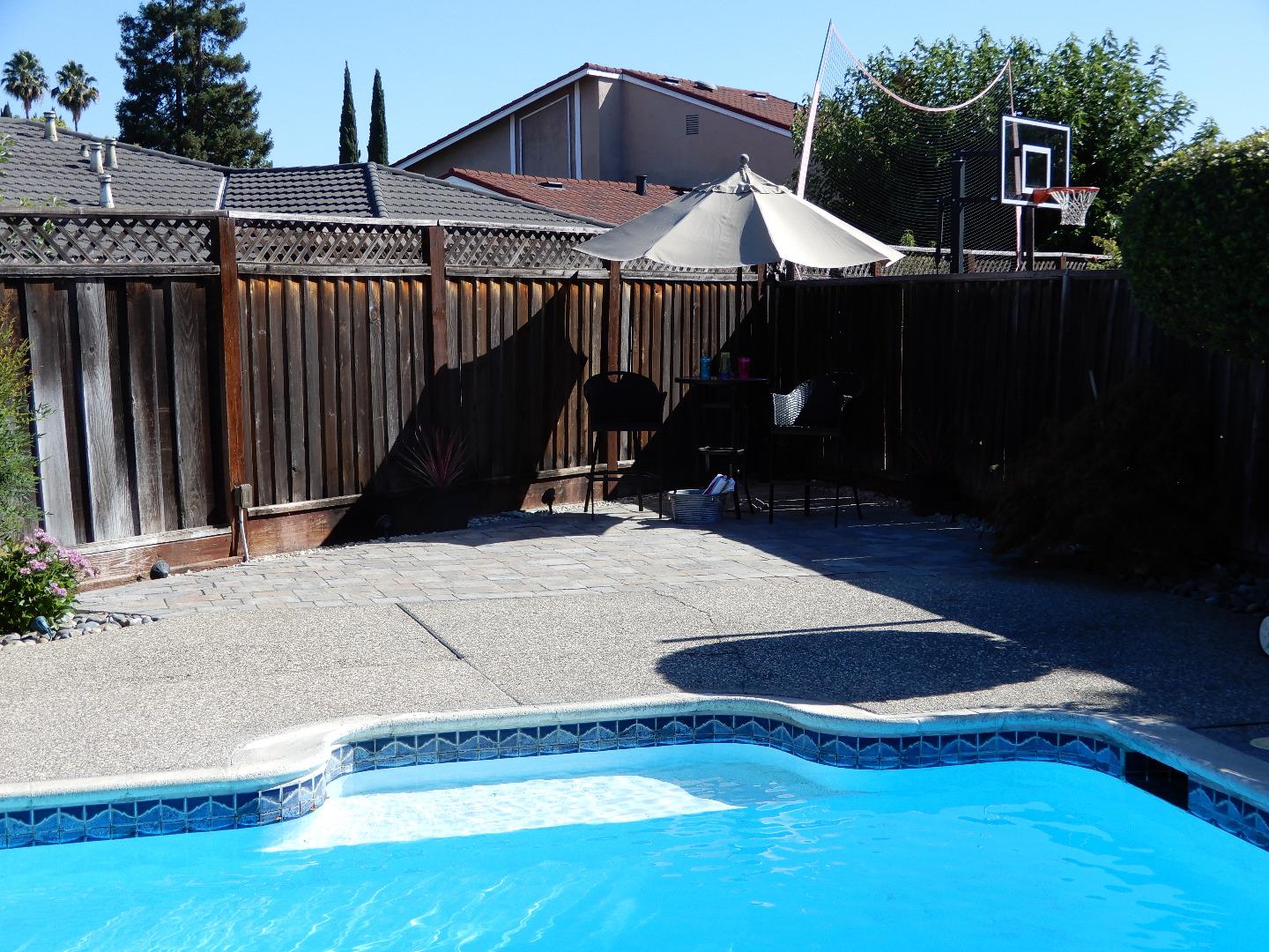 Detail Gallery Image 51 of 54 For 4604 Royal Forest Ct, San Jose,  CA 95136 - 5 Beds | 3/1 Baths
