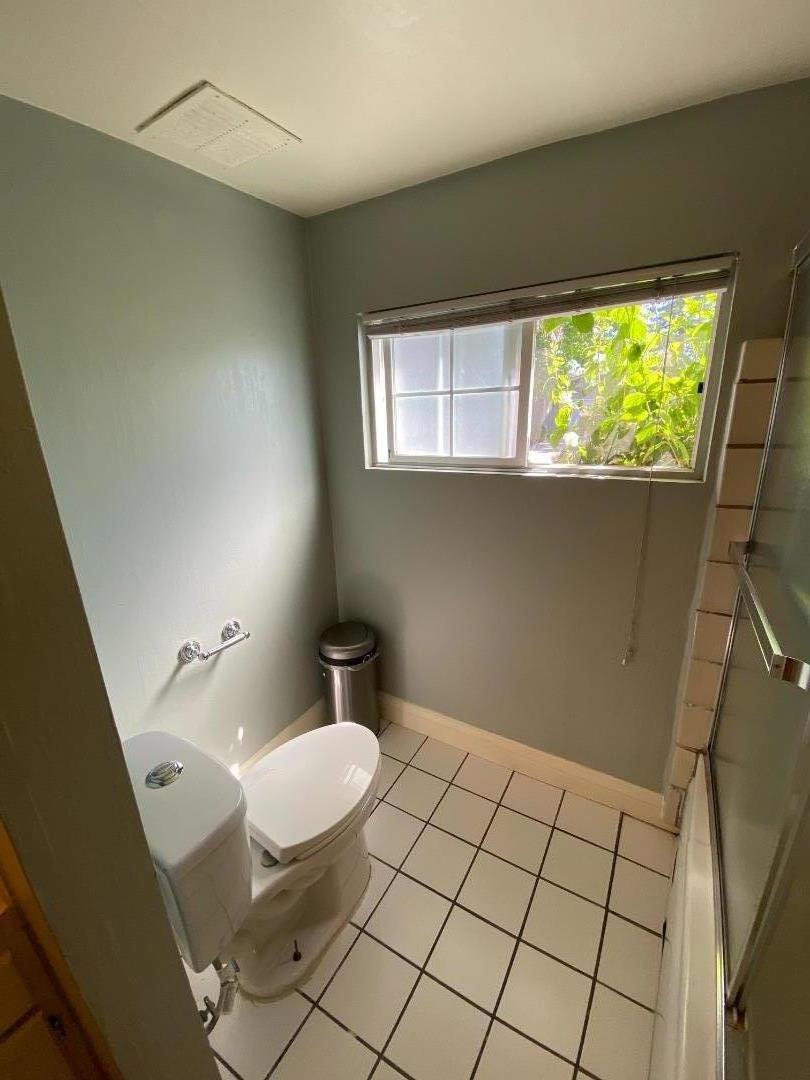 Detail Gallery Image 11 of 16 For 696 Upton St, Redwood City,  CA 94061 - 2 Beds | 2 Baths