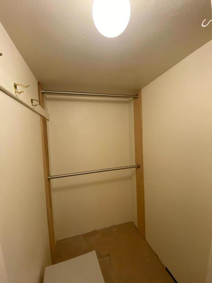 Detail Gallery Image 9 of 16 For 696 Upton St, Redwood City,  CA 94061 - 2 Beds | 2 Baths