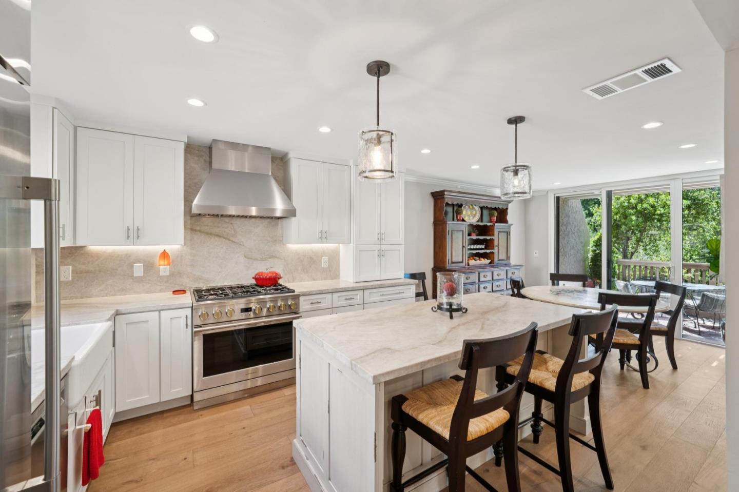 Detail Gallery Image 15 of 82 For 133 Puesta Del Sol, Los Gatos,  CA 95032 - 3 Beds | 3/1 Baths