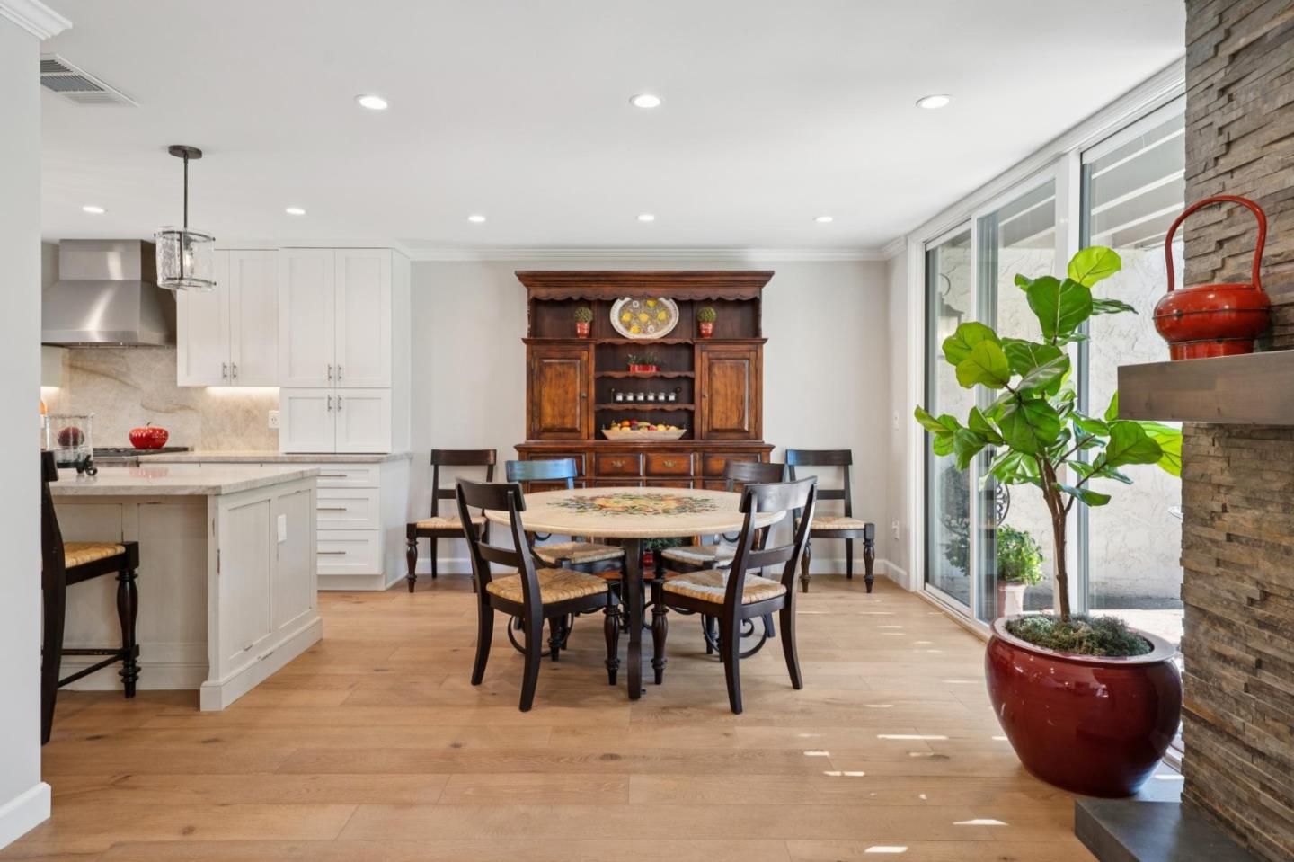 Detail Gallery Image 19 of 82 For 133 Puesta Del Sol, Los Gatos,  CA 95032 - 3 Beds | 3/1 Baths