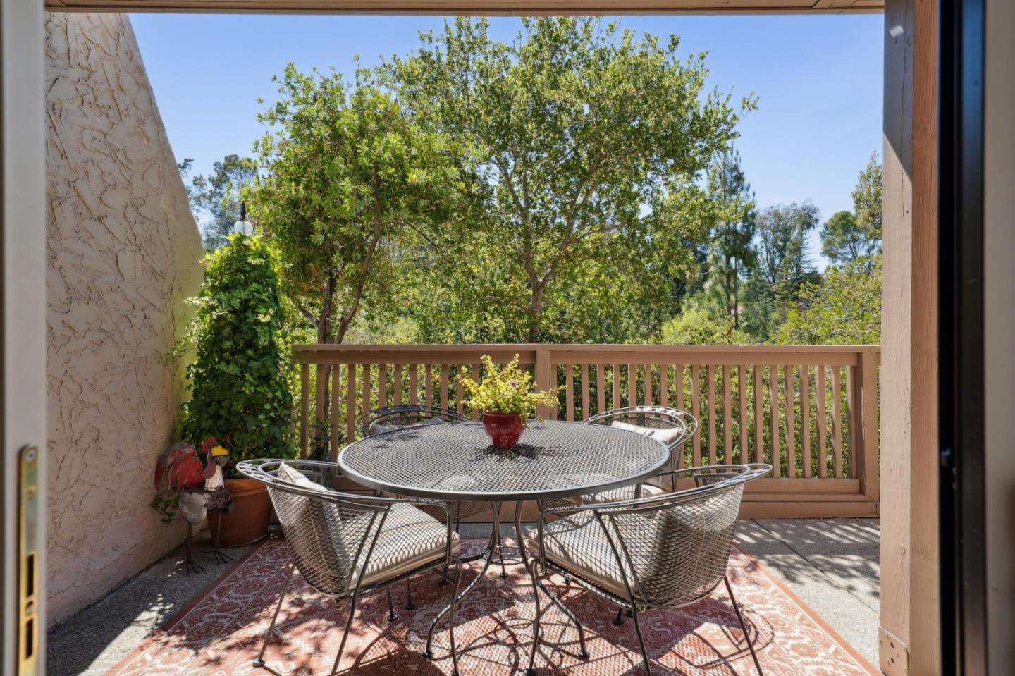 Detail Gallery Image 22 of 82 For 133 Puesta Del Sol, Los Gatos,  CA 95032 - 3 Beds | 3/1 Baths