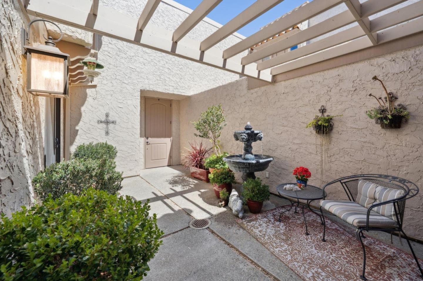 Detail Gallery Image 6 of 82 For 133 Puesta Del Sol, Los Gatos,  CA 95032 - 3 Beds | 3/1 Baths
