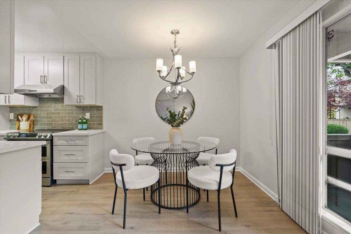 Detail Gallery Image 29 of 45 For 2466 W Bayshore Rd #5,  Palo Alto,  CA 94303 - 2 Beds | 1 Baths