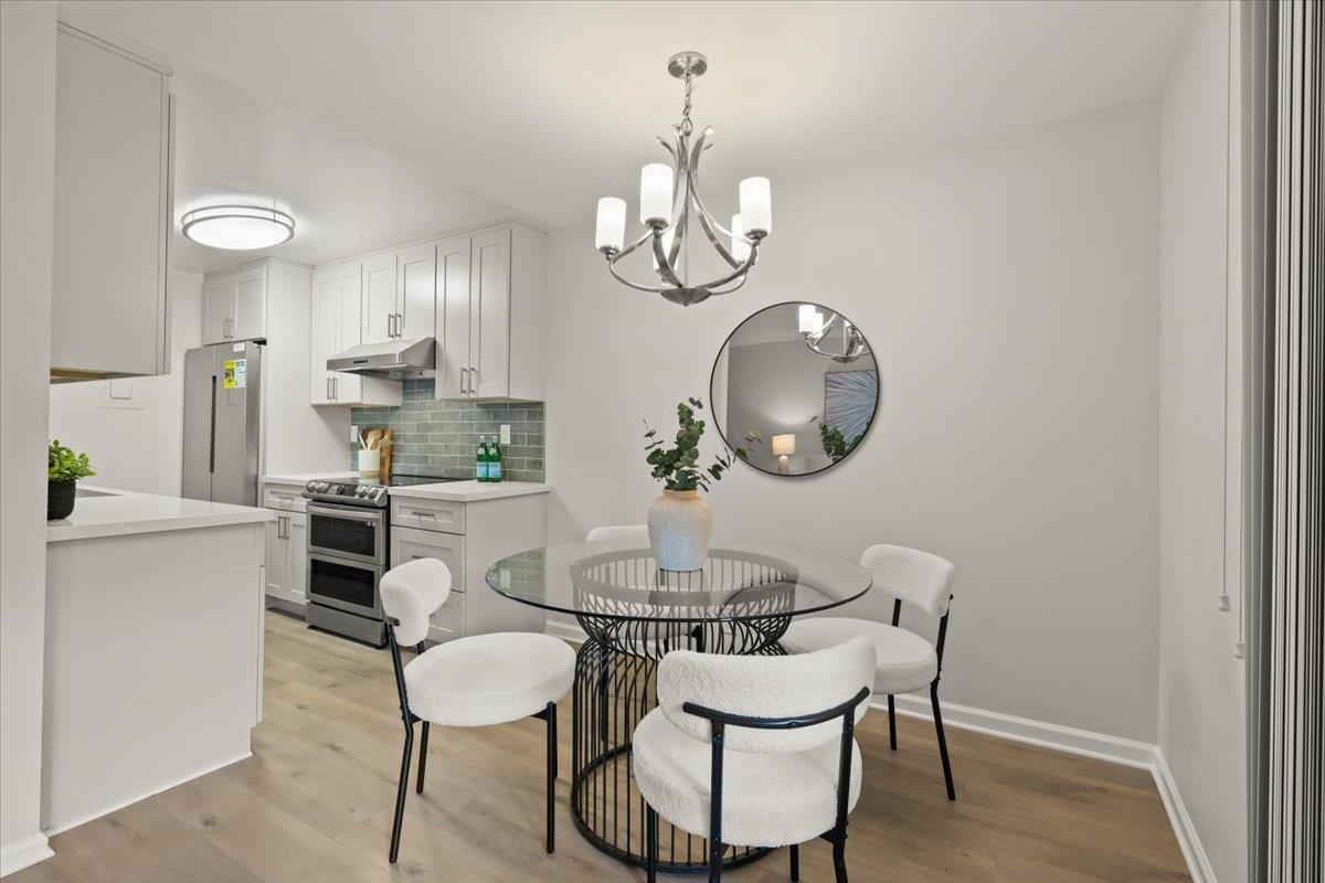 Detail Gallery Image 30 of 45 For 2466 W Bayshore Rd #5,  Palo Alto,  CA 94303 - 2 Beds | 1 Baths