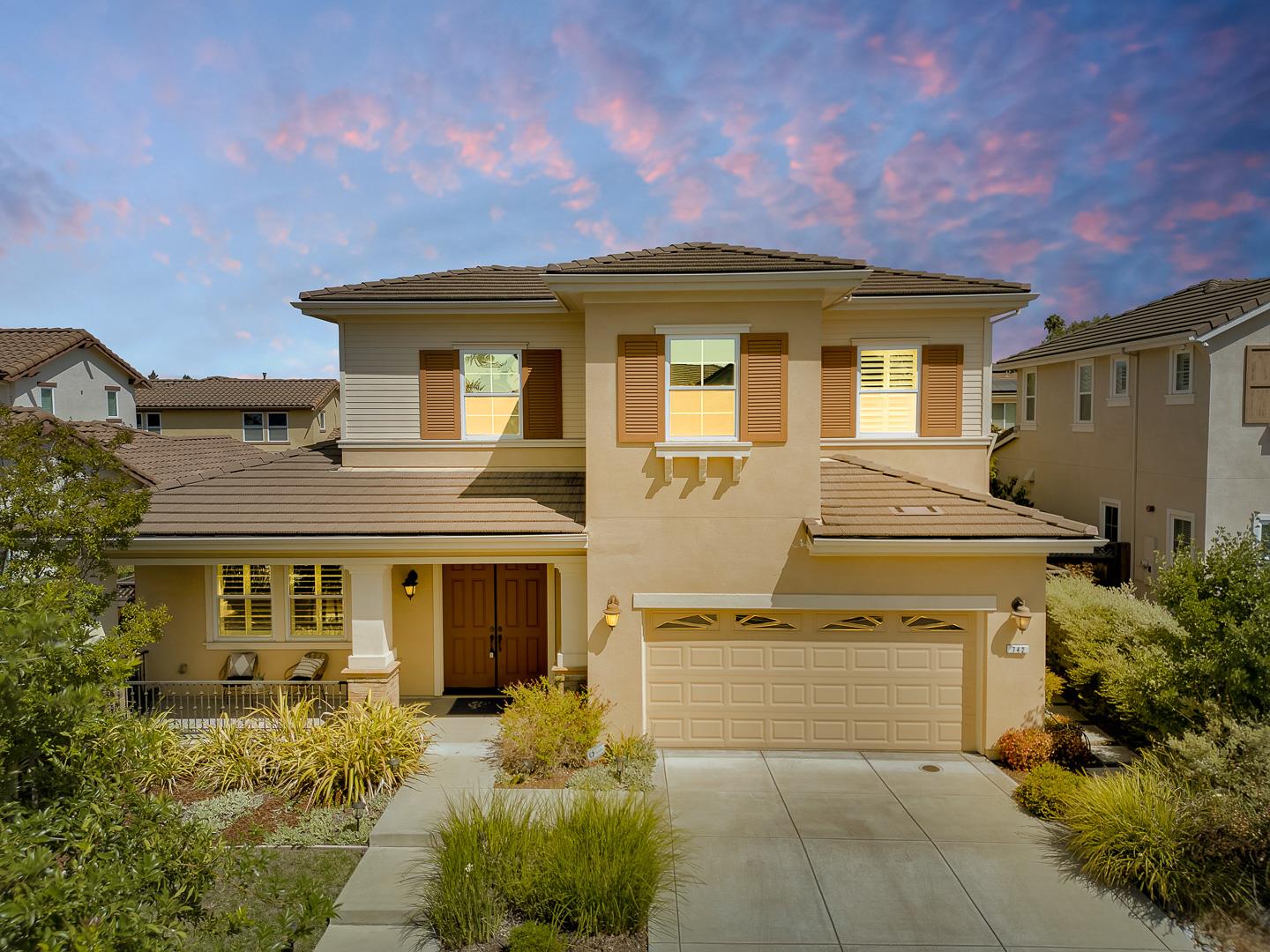Detail Gallery Image 1 of 42 For 742 Torreya Ave, Sunnyvale,  CA 94086 - 4 Beds | 2/1 Baths