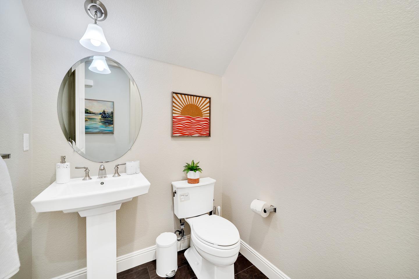 Detail Gallery Image 16 of 42 For 742 Torreya Ave, Sunnyvale,  CA 94086 - 4 Beds | 2/1 Baths