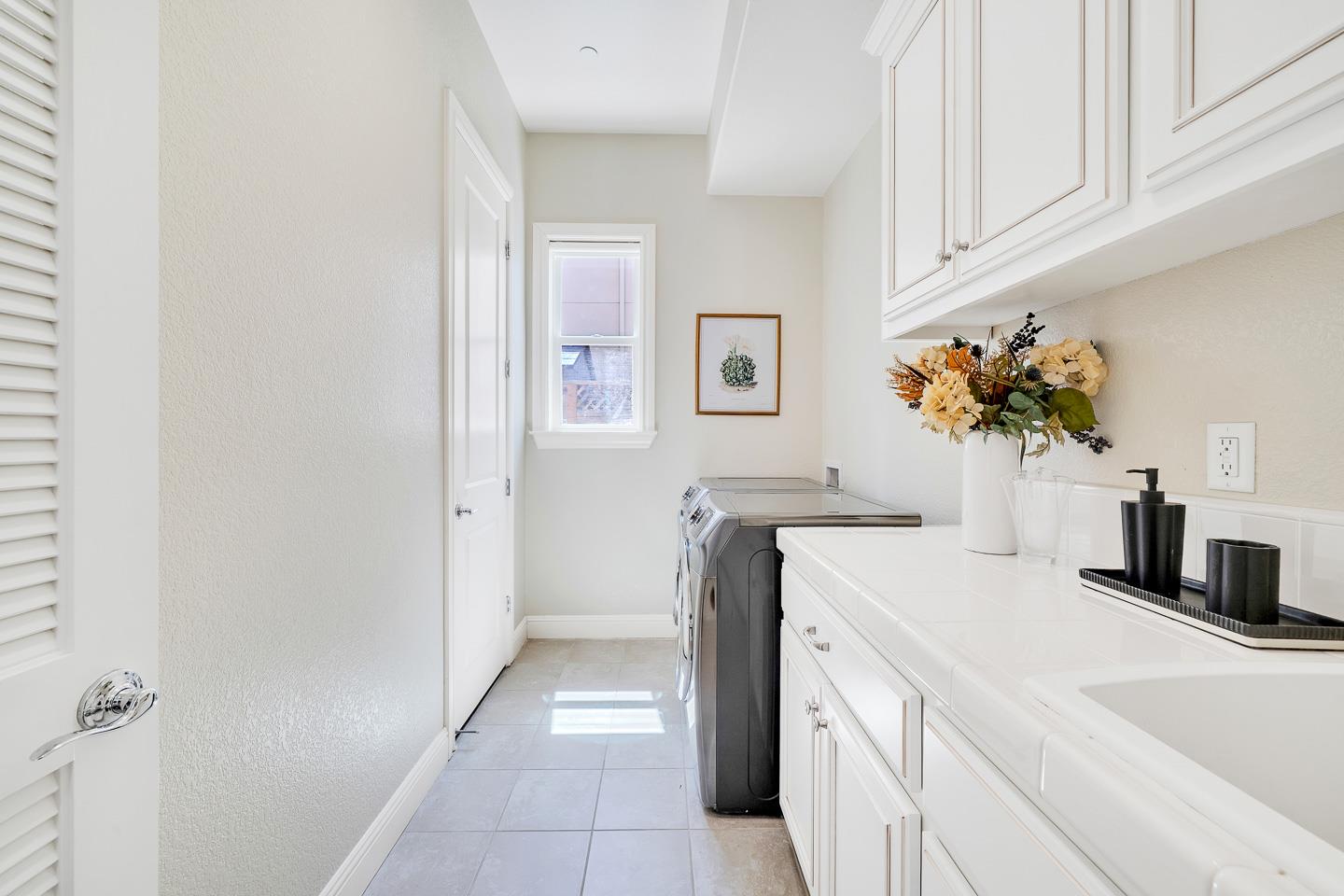 Detail Gallery Image 17 of 42 For 742 Torreya Ave, Sunnyvale,  CA 94086 - 4 Beds | 2/1 Baths