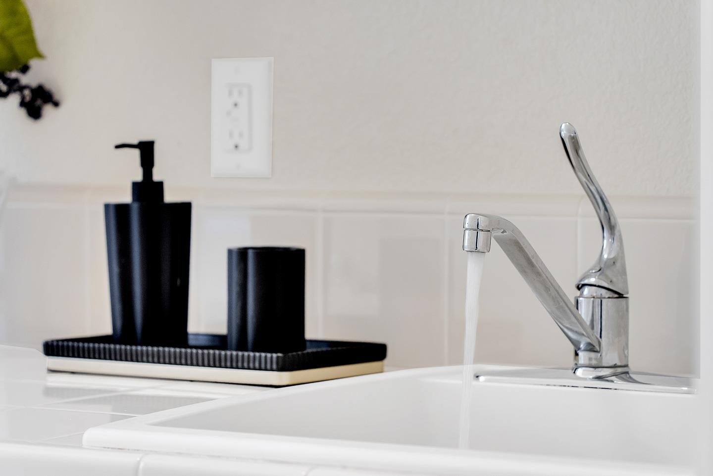 Detail Gallery Image 18 of 42 For 742 Torreya Ave, Sunnyvale,  CA 94086 - 4 Beds | 2/1 Baths