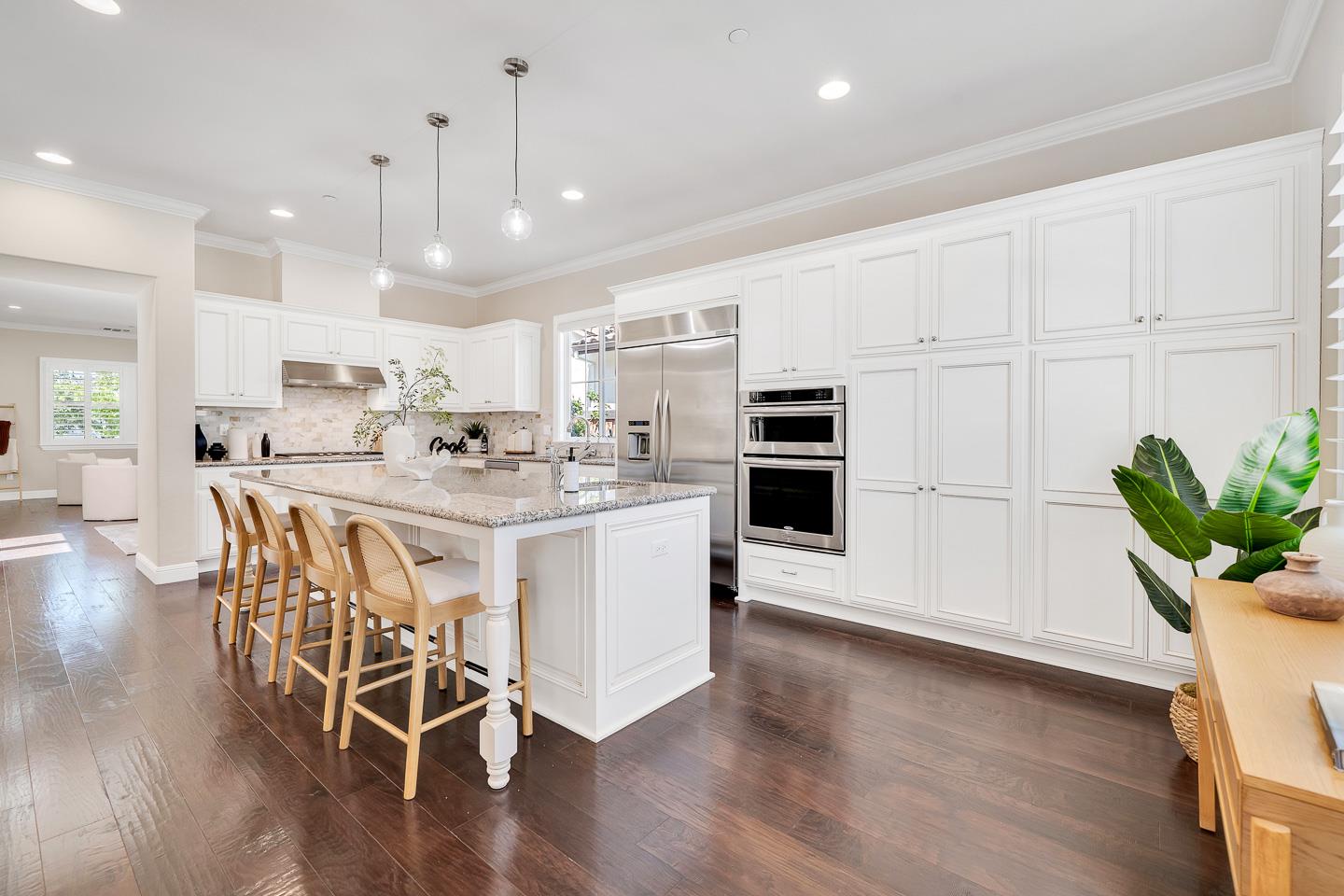 Detail Gallery Image 8 of 42 For 742 Torreya Ave, Sunnyvale,  CA 94086 - 4 Beds | 2/1 Baths