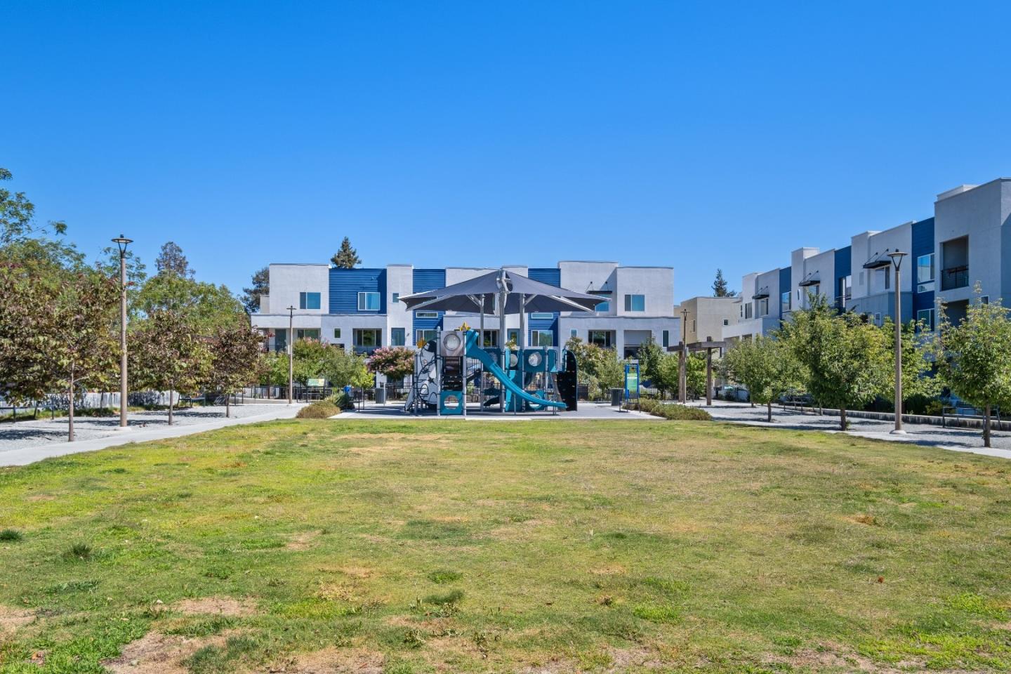 Detail Gallery Image 8 of 54 For 628 Coco Ct, San Jose,  CA 95133 - 4 Beds | 3/1 Baths