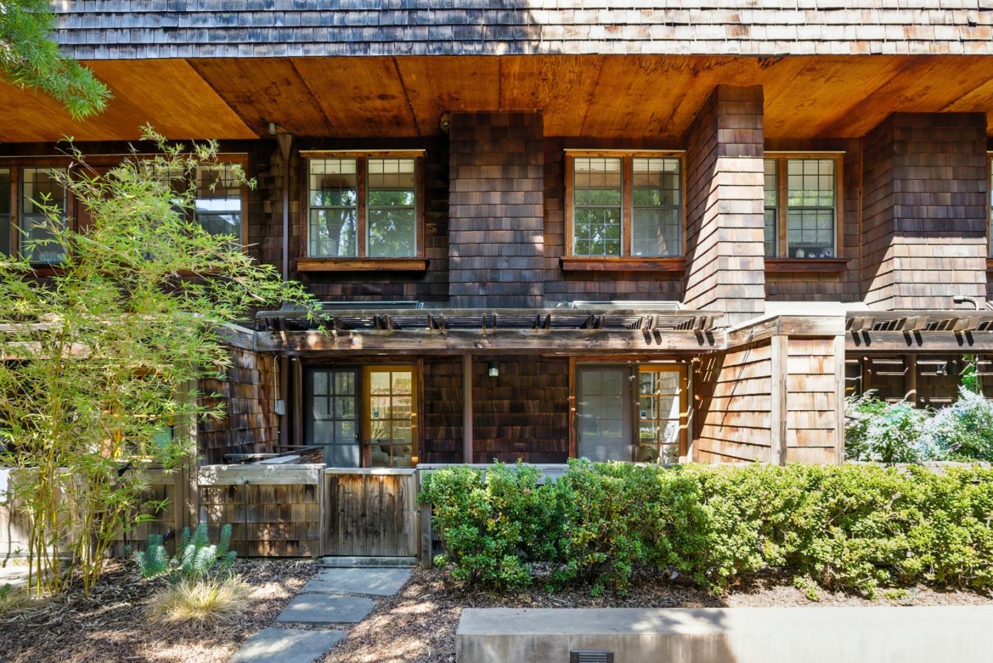 Detail Gallery Image 37 of 48 For 447 Homer Ave, Palo Alto,  CA 94301 - 3 Beds | 2/1 Baths