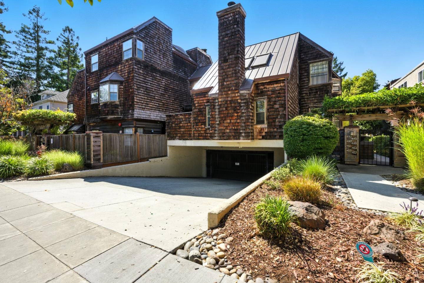 Detail Gallery Image 41 of 48 For 447 Homer Ave, Palo Alto,  CA 94301 - 3 Beds | 2/1 Baths
