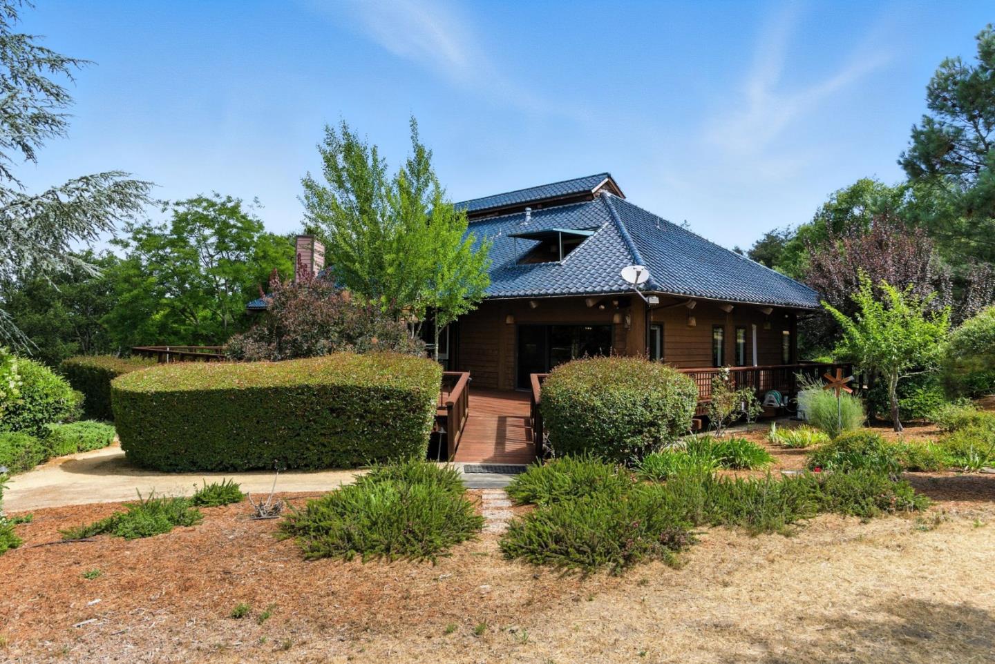 Detail Gallery Image 39 of 52 For 24616 Miller Hill Rd, Los Gatos,  CA 95033 - 3 Beds | 2/1 Baths