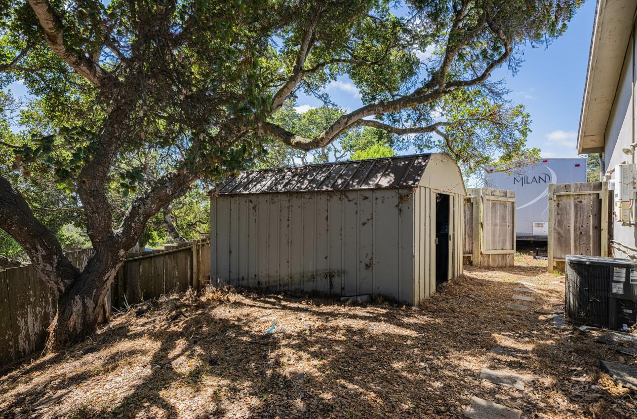 Detail Gallery Image 29 of 31 For 9375 Bur Oak Pl, Salinas,  CA 93907 - 3 Beds | 2 Baths